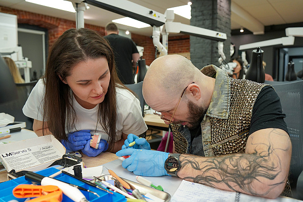 Щербаков Апрель 15.jpg