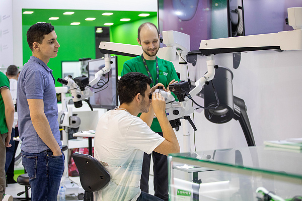 Дентал Салон 2022_29.jpg