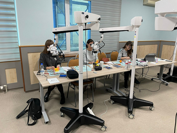 Реставрации фронтальных зубов3.jpeg